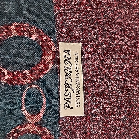 Pashmina And Silk Fringed Teal And Red Printed Scarf/Wrap - OS - Picture 6 of 6